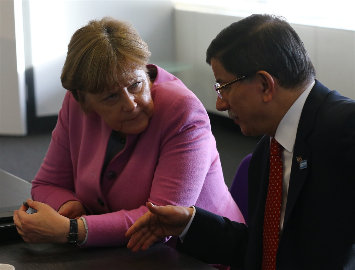 Başbakan Ahmet Davutoğlu