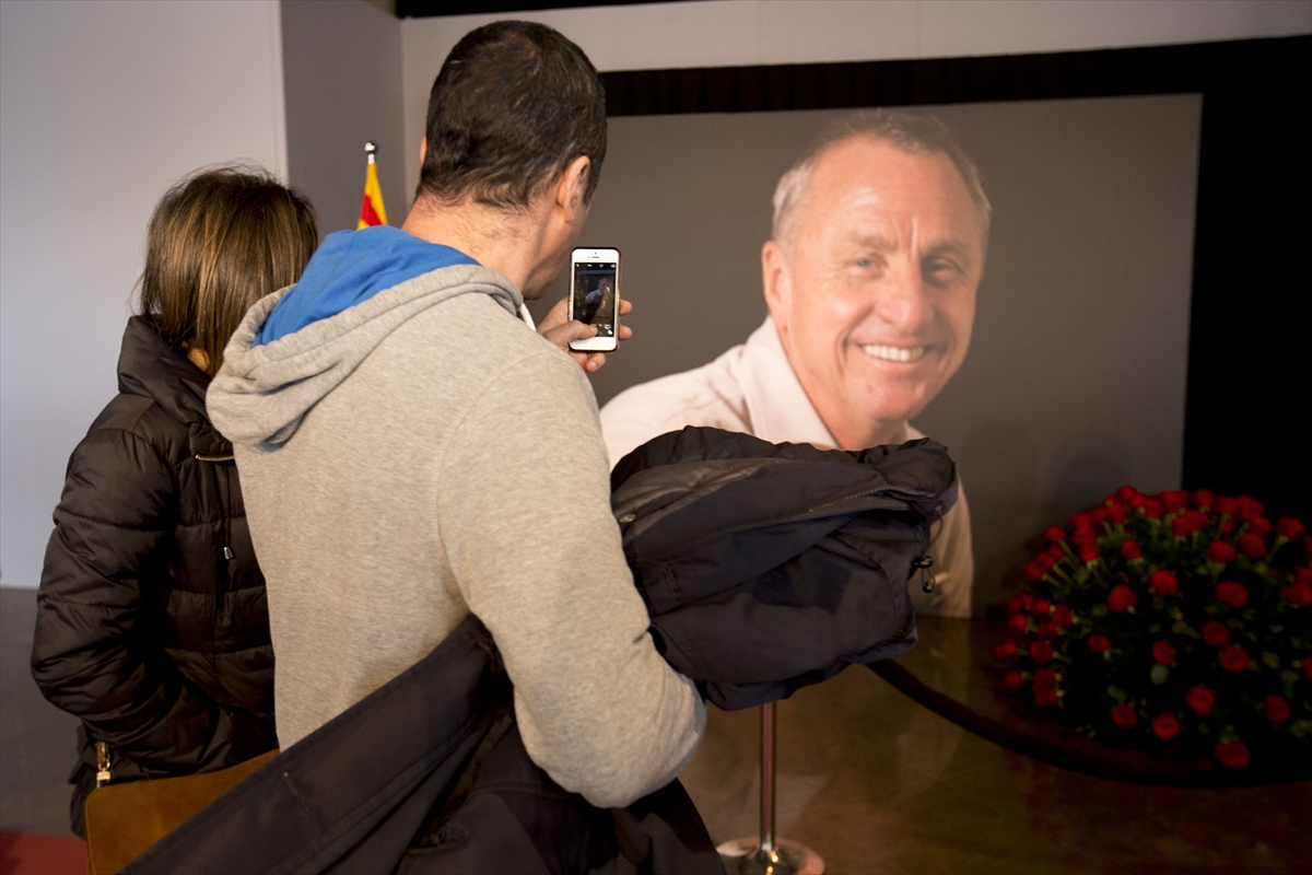 Barselona'da Johan Cruyff için anma töreni düzenlendi