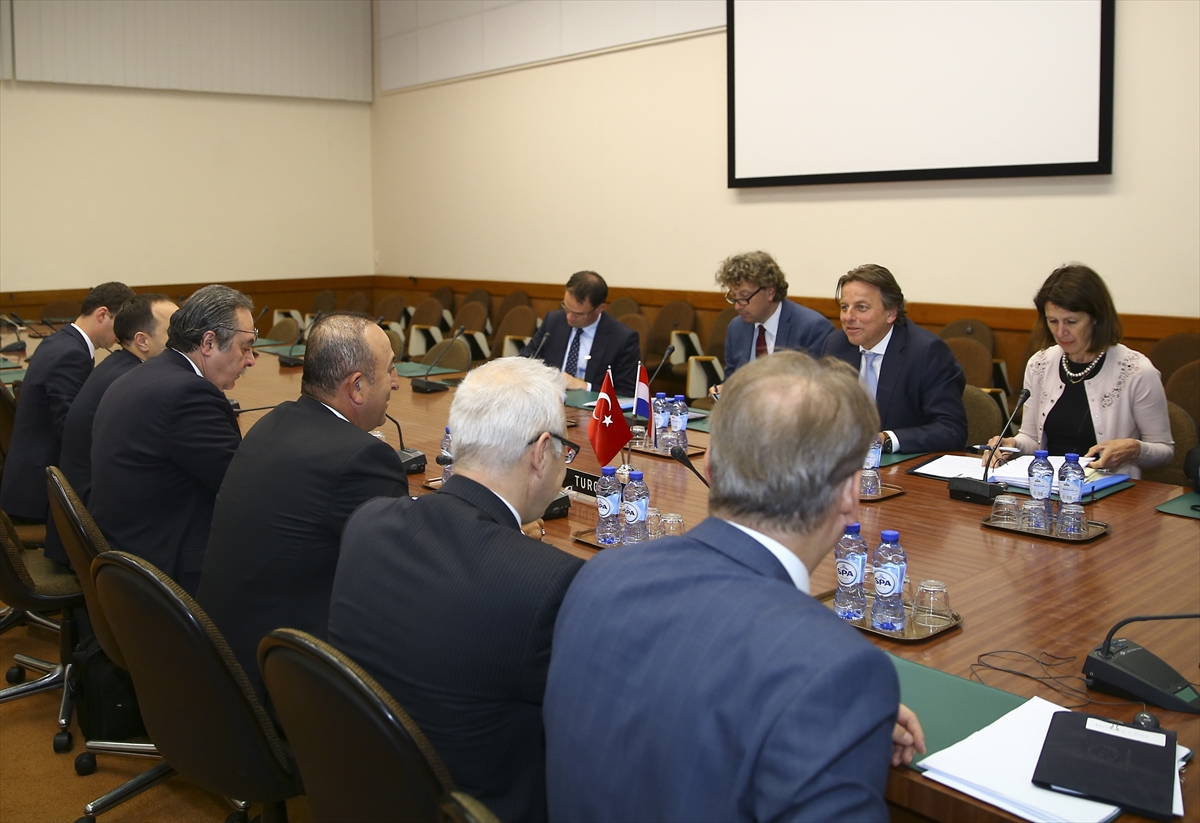 Dışişleri Bakanı Mevlüt Çavuşoğlu Brüksel'de