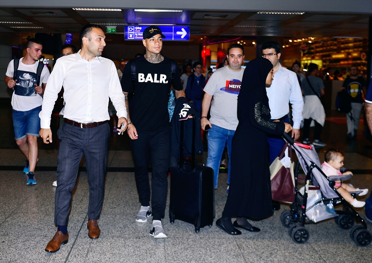 Gregory van der Wiel, İstanbul'da