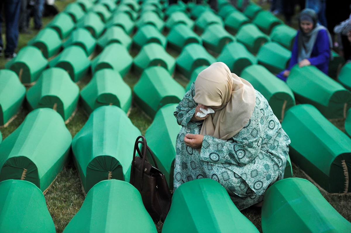 Srebrenitsa soykırımının 21. yılı