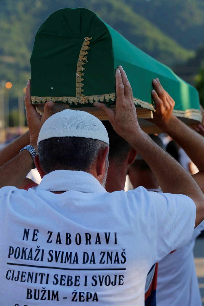Srebrenitsa soykırımının 21. yılı