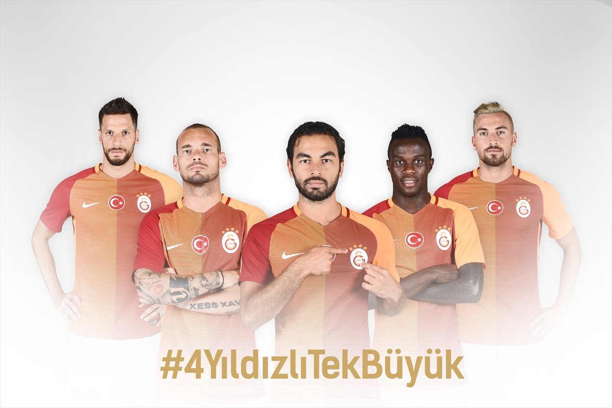 Galatasaray'ın yeni sezon formaları tanıtıldı