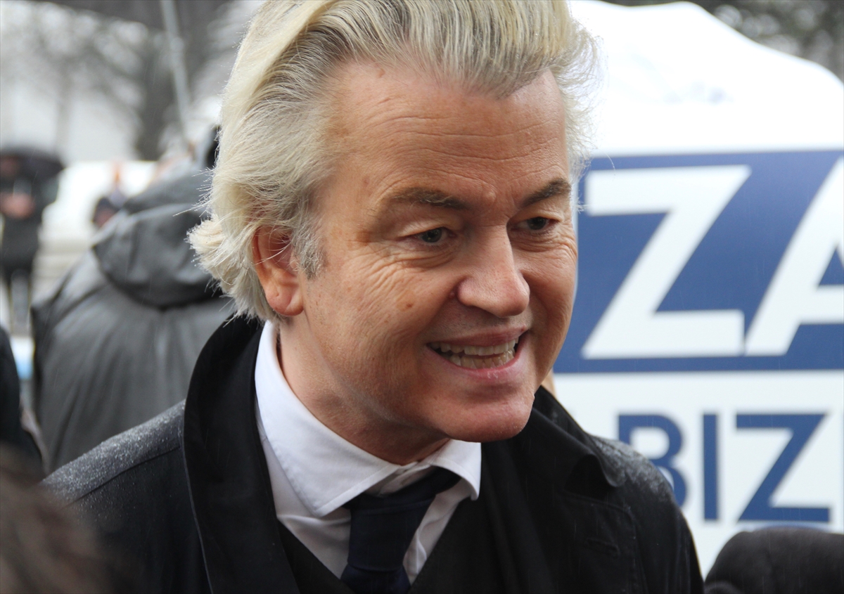 Hollanda'da ırkçı lider Wilders'den Türkiye karşıtı gösteri
