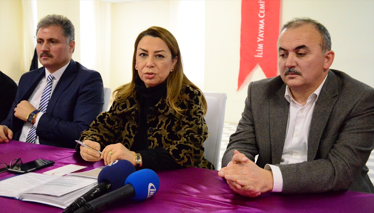 "O fotoğraf Avrupa'daki demokrasinin bittiğinin göstergesidir"