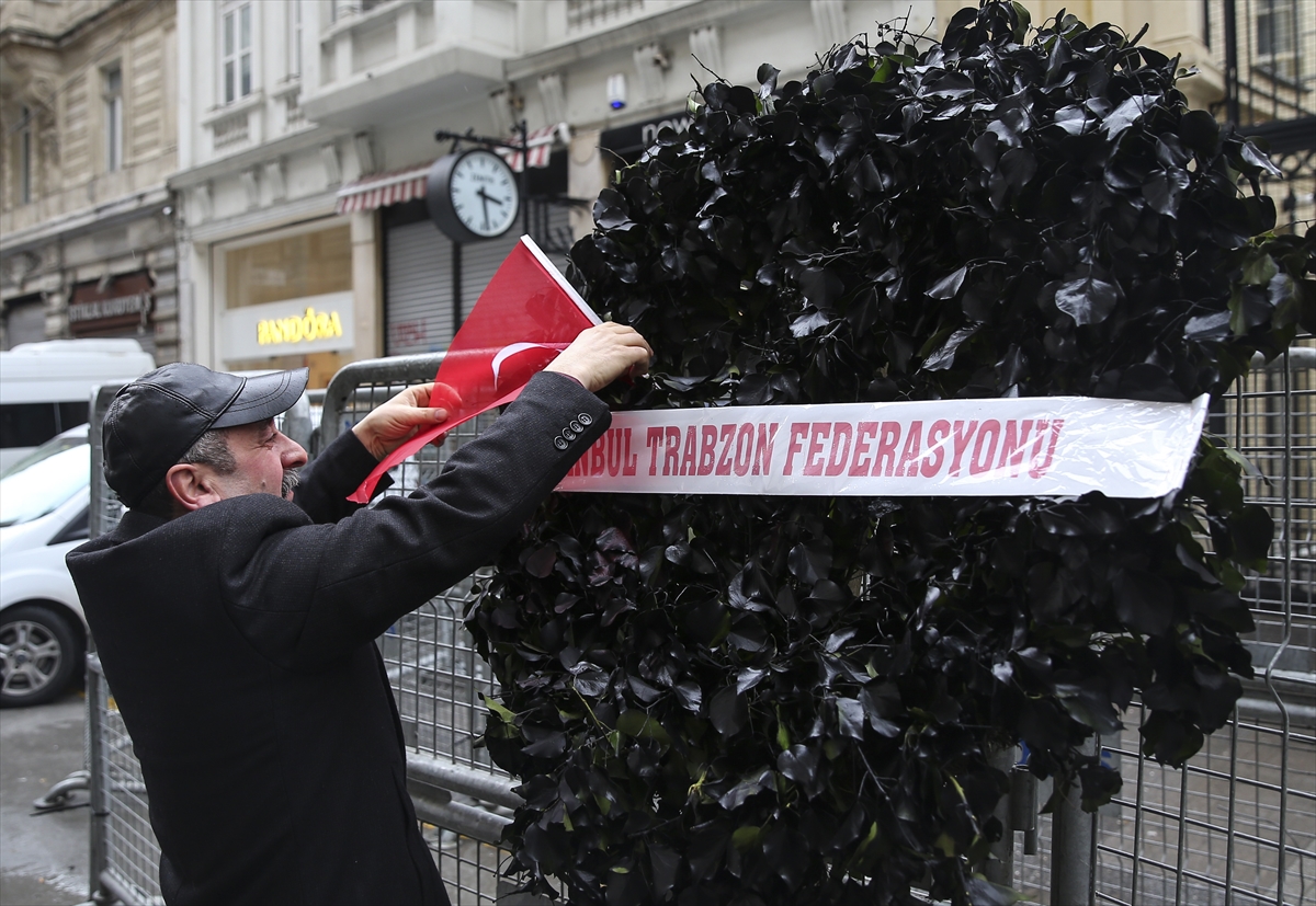 Hollanda'nın skandal tavrına tepkiler