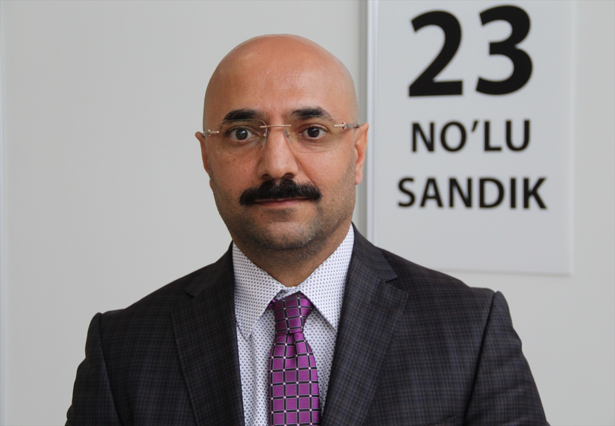 Hollanda'da halk oylaması için hazırlıklar tamamlandı