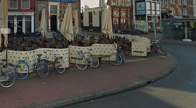 Groningen'deki kafeye bıçakla dalan bir kişi üç kişi bıçakladı
