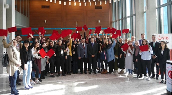 YTB'den Yurt Dışındaki Genç Kalemlere Yazarlık Akademisi