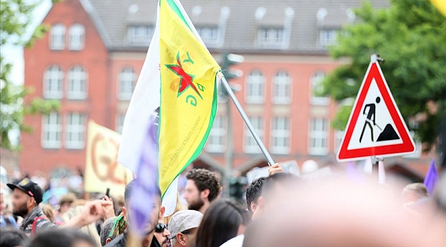 İngiltere'de terör örgütü PKK yandaşları Türk öğrenciye saldırdı