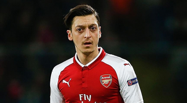 Mesut Özil'den 'Türkiye'nin Mühendis Kızları' projesine destek