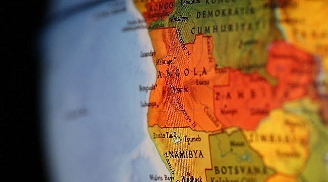 Angola'da Hollanda firması binlerce ailenin evinden olmasına neden oldu