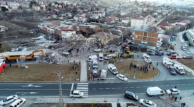 De dodentol van de aardbeving in Oost-Turkije stijgt tot 22