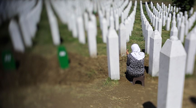 Srebrenitsalı anneler Hollanda mahkemesinin kararını AİHM'e taşıdı
