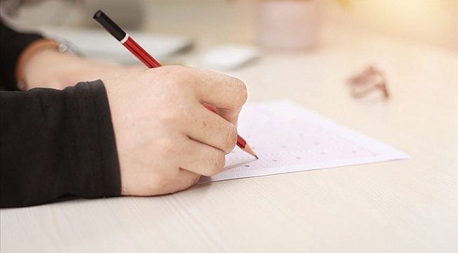 Hollanda'da merkezi ve ulusal tüm final sınavları iptal edildi