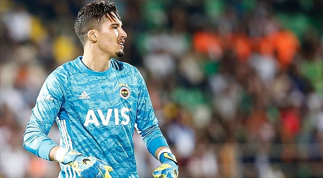 Ajax Altay Bayındır'ın peşinde! Edwin van der Sar bizzat izledi