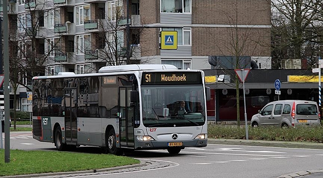 Amsterdam'da Maske takmadığı için otobüse alınmayınca şoförü darp etti