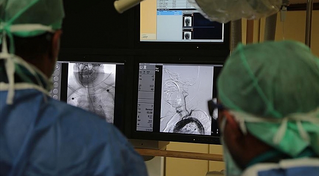 Hollanda'da ölümcül hastalığı olan çocuklara ötenazi hakkı verilmesi planlanıyor
