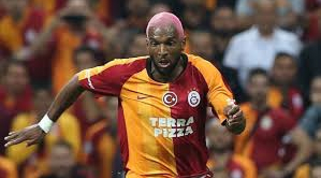 Galatasaraylı futbolcu Babel, Kovid-19 şüphesiyle Hollanda Milli Takımı'nın kadrosundan çıkarıldı