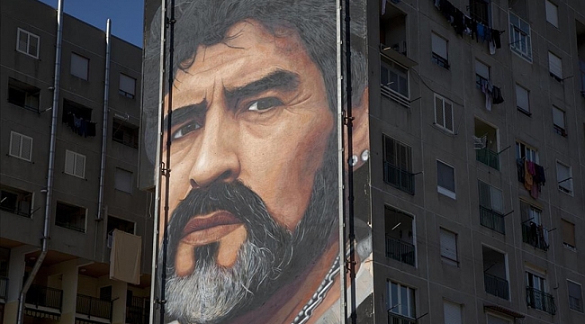 Maradona olmak