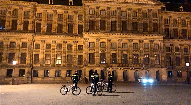 Hollanda'da Kovid-19 kısıtlamaları 2 Mart’a kadar uzatıldı