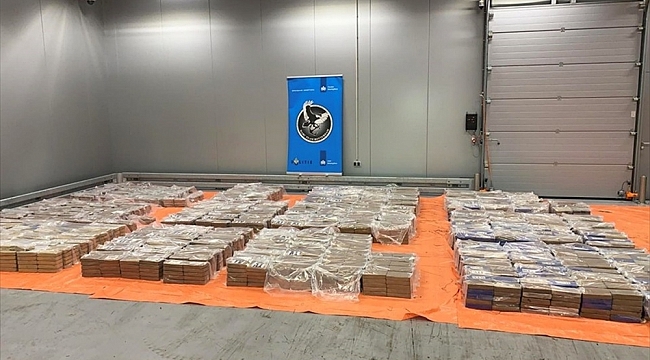 Hollanda'nın Rotterdam Limanı'nda 4 ton kokain ele geçirildi