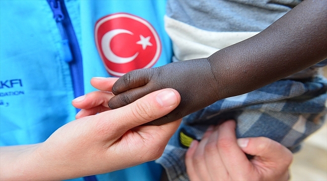 Almanya'da yaşayan Türkler, ramazan yardımlarıyla Senegal ve Moritanya'daki Müslümanların gönlünü fethetti