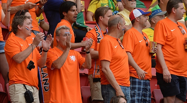 Hollanda, EURO 2020 maçlarına en az 12 bin seyirciyle ev sahipliği yapmak istiyor