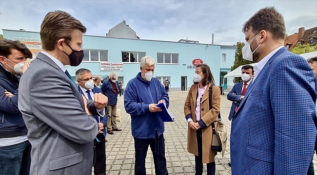Almanya'da camilerde Kovid-19'da karşı aşı uygulaması yaygınlaşıyor
