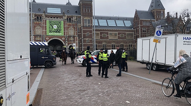 Amsterdam'da sokak ortasında gündüz kurşun yağdırdılar, 27 yaşında bir kadın öldü