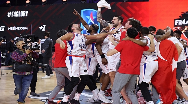 Basketbolda Avrupa'nın en büyüğü Anadolu Efes