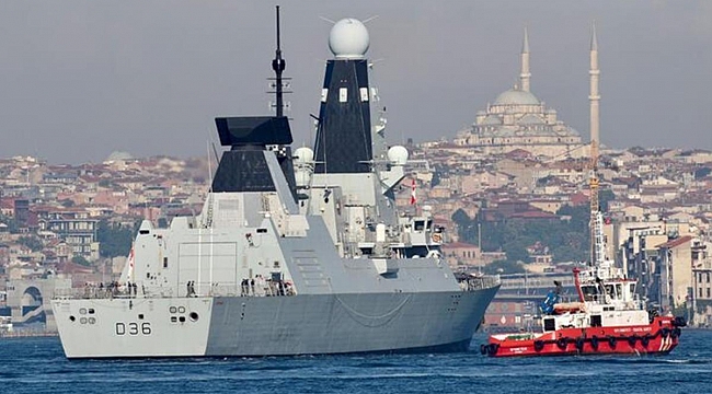 Hollanda donanmasına ait savaş gemileri Karadeniz'e açıldı