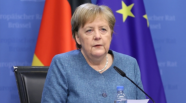 Merkel: Kovid-19 vaka sayısı açısından gelişmeler son derece sevindirici