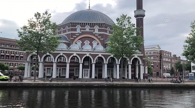 Hollanda'da Amsterdam Ayasofya Camisi'ne saldırı