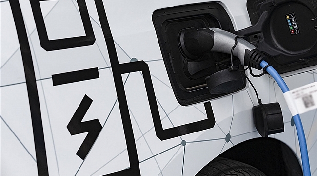 Almanya’da 2030'e kadar trafiğe yeni çıkacak araçların yüzde 80’inin elektrikli olması bekleniyor