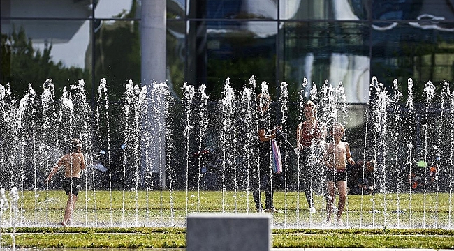 Hollanda son 3 ayın en sıcak gününü bugün yaşıyor