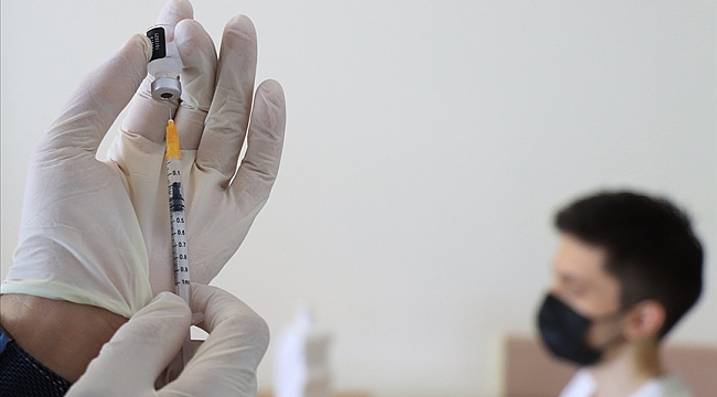 Hollanda'da yaşayan Türklerin yarıdan fazlası koronavirus aşısı olmadı