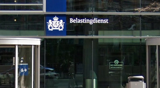 Hollanda'da çocuk bakımı ödeneğinde vergi dairesine komik ceza kesildi