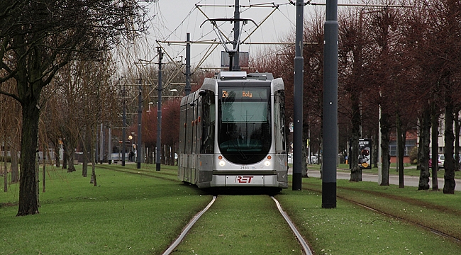 Rotterdam Belediyesi 4 ila 12 yaş çocuklara toplu taşımayı ücretiz yapıyor