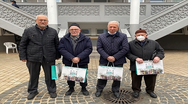 Türkiye'den Almanya'ya iş gücü göçünün 60. yılında ilk nesilden 60 kişiye plaket verildi