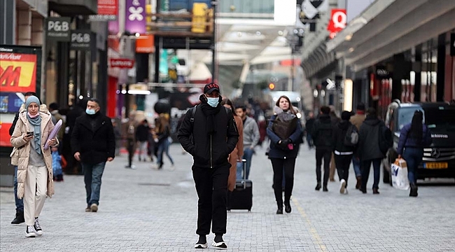 Belçika'da vakaların çoğunu oluşturan Omicron'un alt versiyonunun da dolaştığı savunuldu