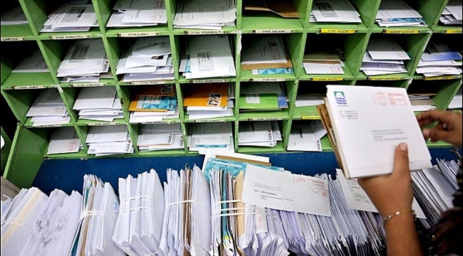 Hollandalı postacı yıllarca mektubu dağıtmayıp evinde saklamış