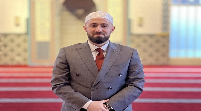 Hollanda'da Türk imam 150'den fazla kişinin Müslüman olmasına vesile oldu