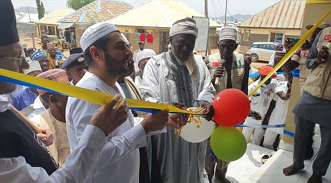 Almanya'daki Türk hayırseverlerin Nijerya'da yaptırdığı cami ve su kuyusu dualarla açıldı