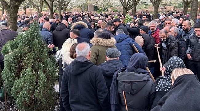 Hollanda ‘Hollanda’ olalı, böyle bir cenaze töreni görmedi