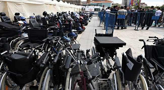 Hollanda-Türk Federasyonu Kırşehir'de engellilere 82 akülü, 65 tekerlekli sandalye dağıtıldı