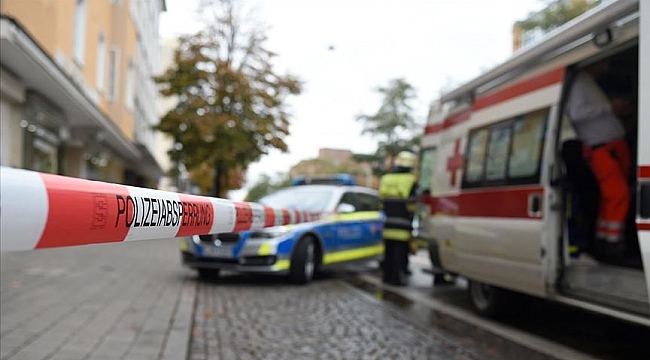 Almanya'da görülmemiş canilik: kesilmiş insan kafası mahkeme kapısının önüne bıraktı