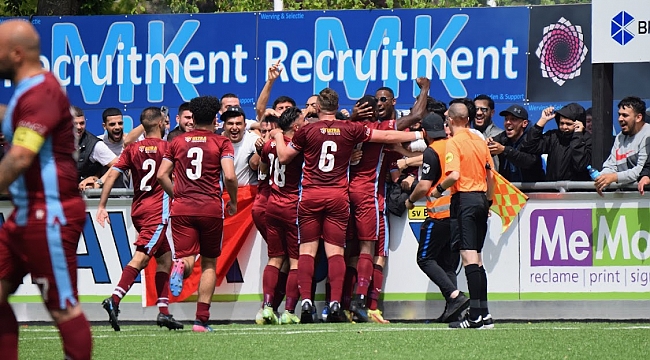 Amsterdam Gençler Birliği finalde 4-2 kaybetti