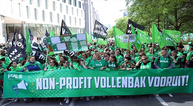 Brüksel'de kültür ve sağlık sektörü çalışanlarından protesto