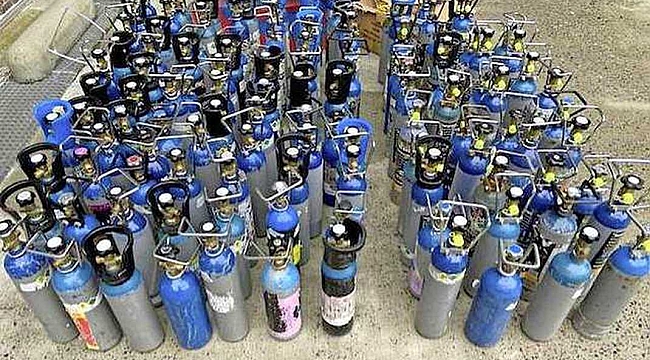 Ehliyetsiz Hollandalı Belçika'da 121 şişe gülme gazı ile yakalandı